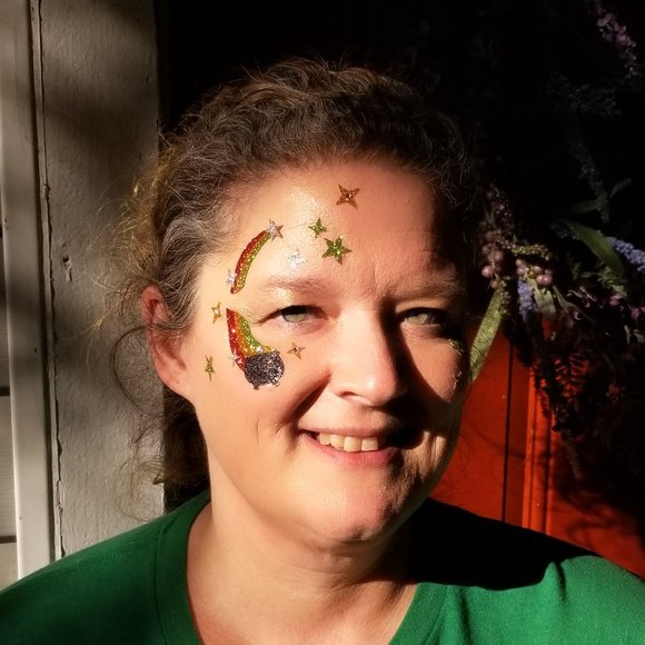 Meet your Posher, Jen - Picture 1 of 1
